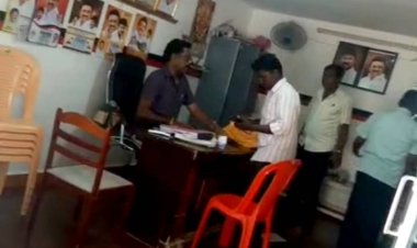 நுகர்பொருள் வாணிப அலுவலகத்தில் நடக்கு மெஹா கொள்ளை!!! கிடங்குகளில் பணியாற்றும் பணியாளர்களை கசக்கி பிழியும் அலுவலர் மூர்த்தி!  மூர்த்திக்கு முற்றுப்புள்ளி வைக்குமா அரசு? 