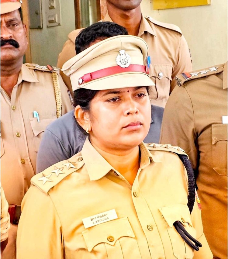 புதுக்கோட்டை மாநகர காவல் துறை துணை கண்காணிப்பாளராக பிருந்தா (DSP) நியமிக்கப்பட்டுள்ளார்.